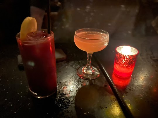 Lovers of Today interior