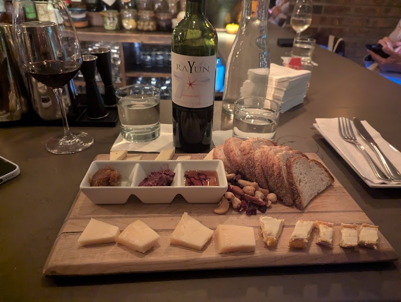 8th St Wine Cellar interior