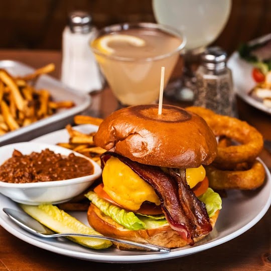 Tubby Hook Tavern interior