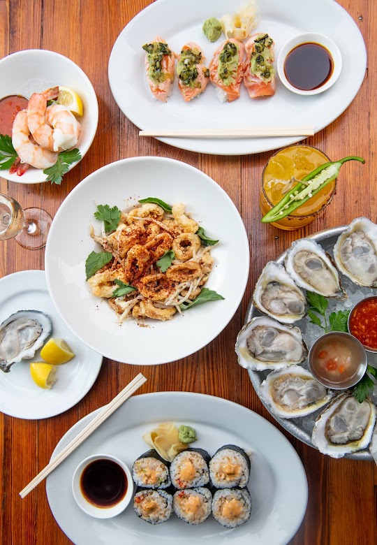 Crave Fishbar interior