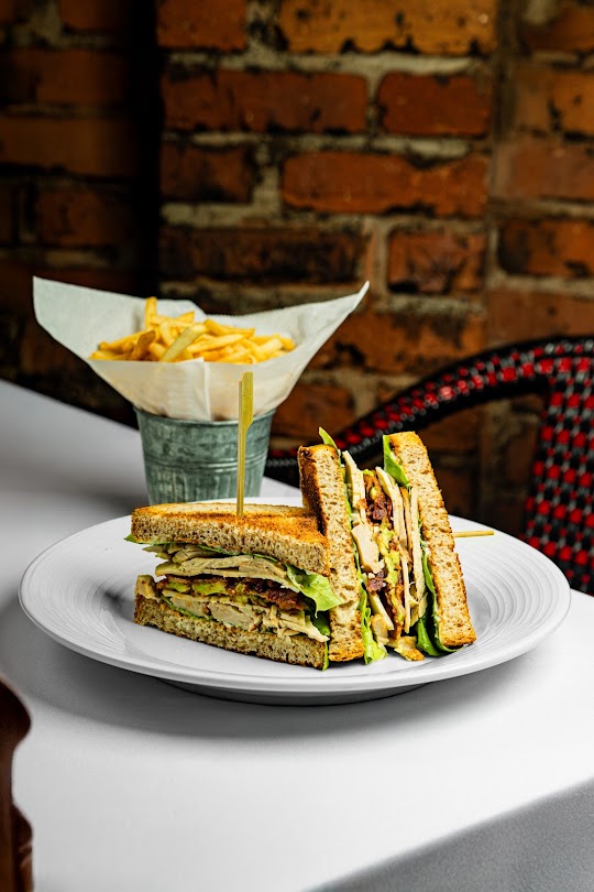 PJ Clarke's interior