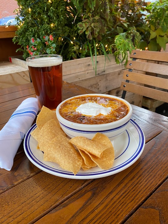 East Harlem Bottling Co interior