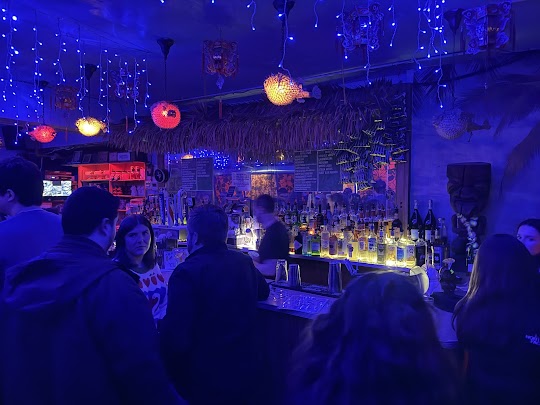 Otto's Shrunken Head bar