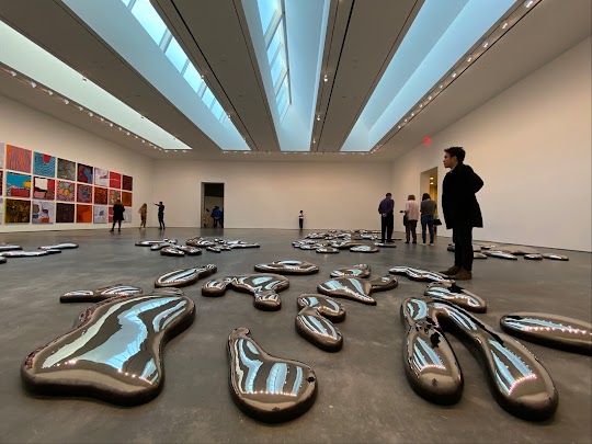 David Zwirner gallery space