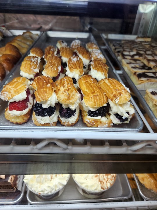Pasticceria Rocco cannoli